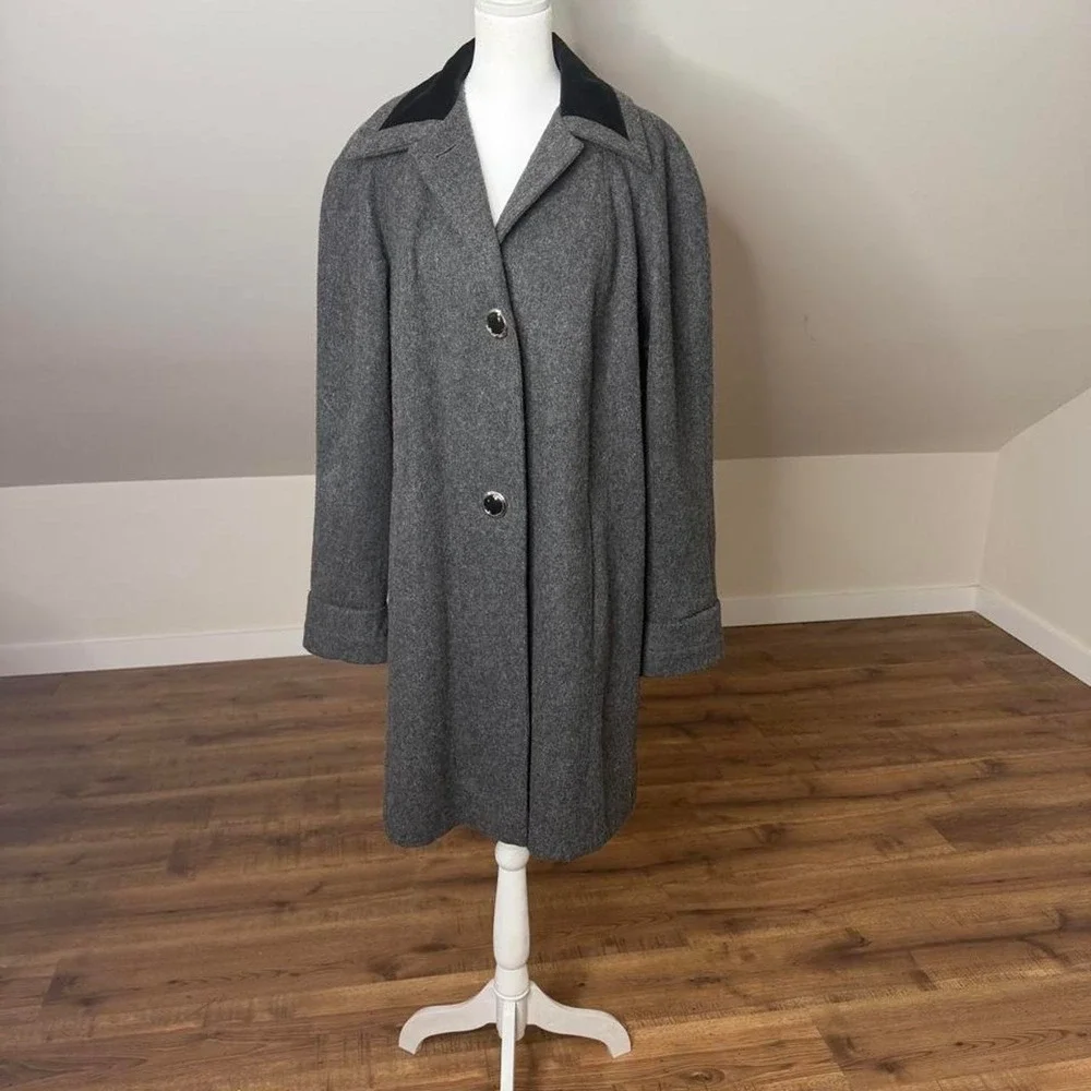 Vintage Jofeld Wool Swing Coat Gray Black Velvet Collar Oversized 90s Statement